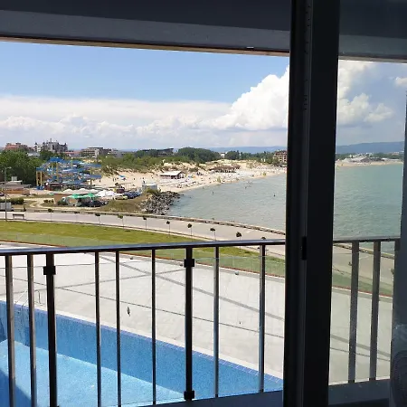 Paradiso 'в' 311 Private Appartement *