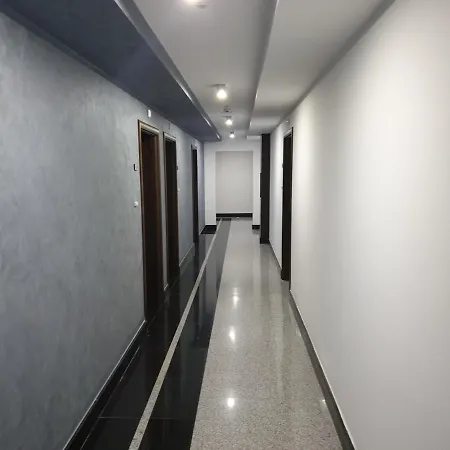 Paradiso 'в' 311 Private Misivri